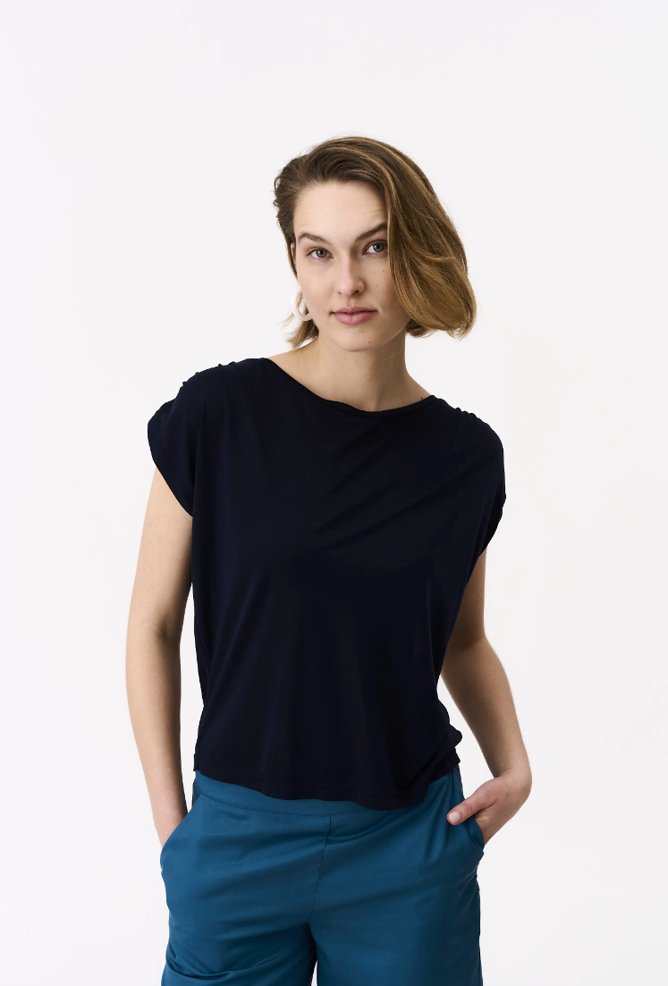 UVR - T-Shirt Tiffanyina