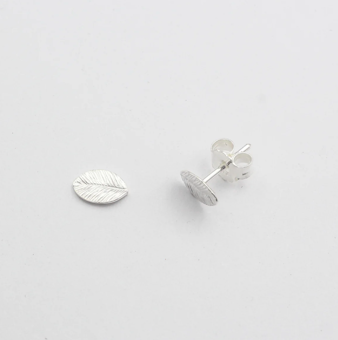 jewelberry - Ohrstecker Tiny Leaf