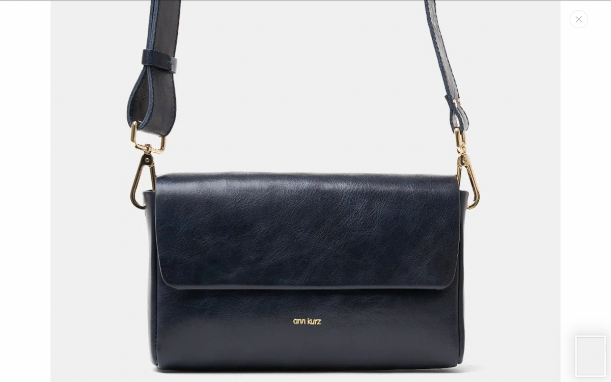 Ann Kurz - Pack Large Shape Shoulder Bag