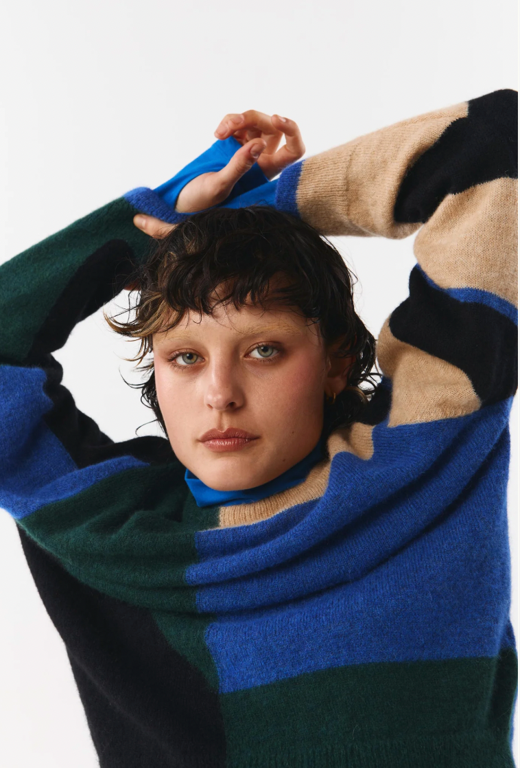 Suite 13 - Babol Jumper