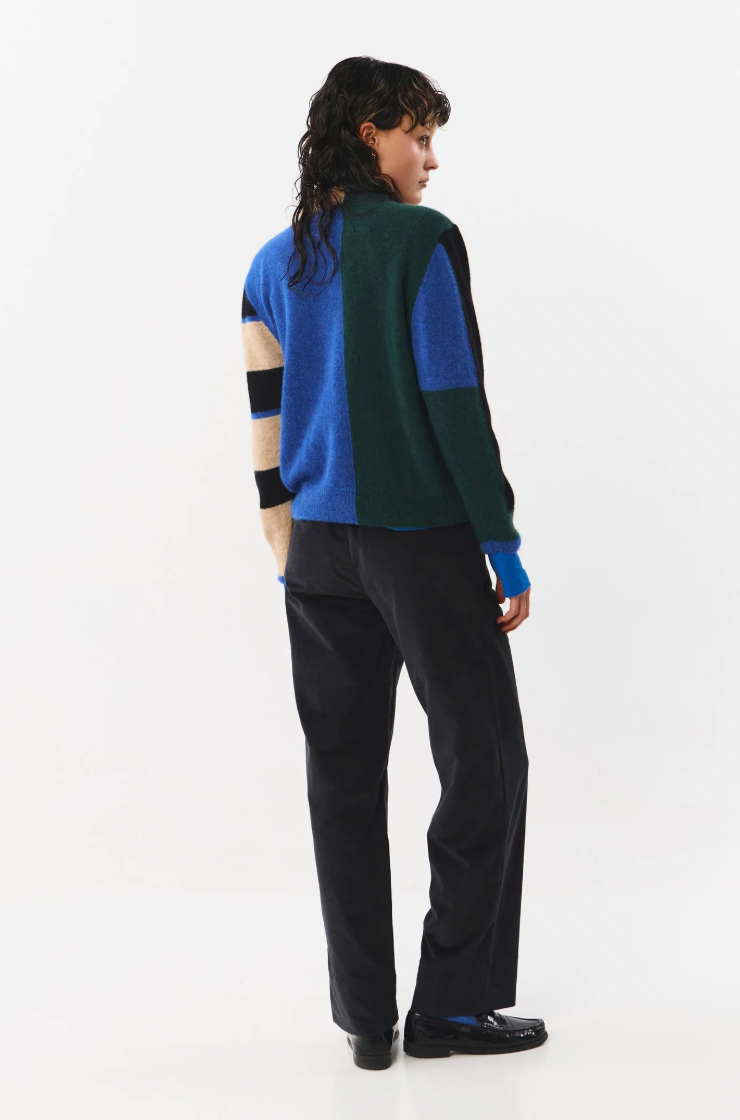 Suite 13 - Babol Jumper