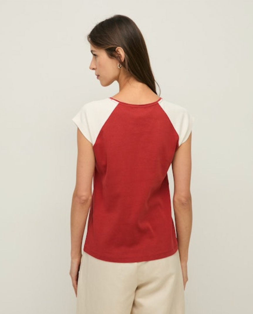 Yerse - T-Shirt mit farblich abgesetzten Ärmeln