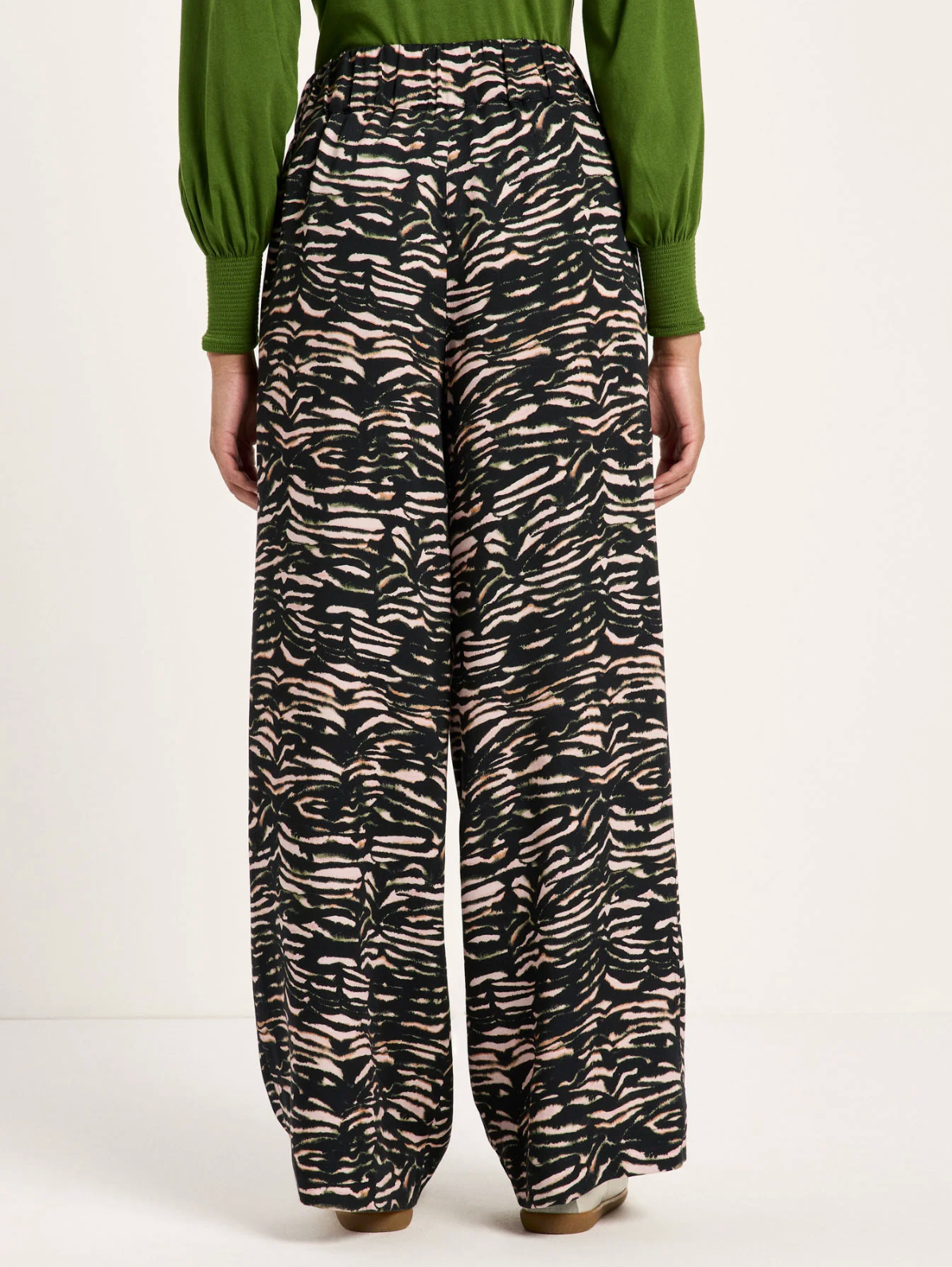 Lanius - Hose mit weitem Bein
