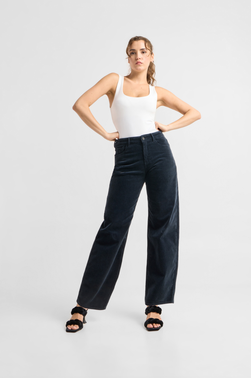 Dawn - Ash Barrel Leg Cord