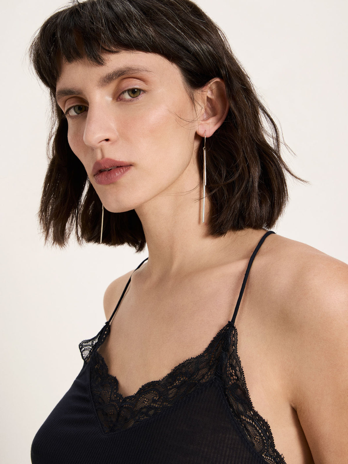 Lanius - Spitzentop aus Tencel