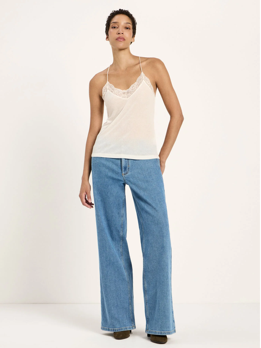 Lanius - Spitzentop aus Tencel™