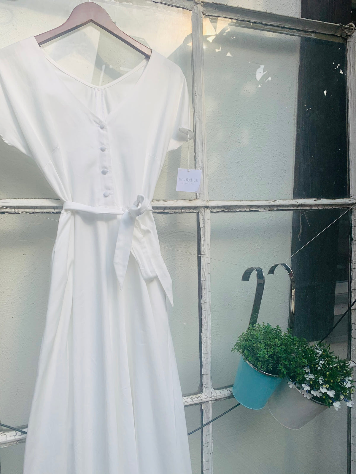 Anzüglich - Kleid aus rotem Bio-Satin
